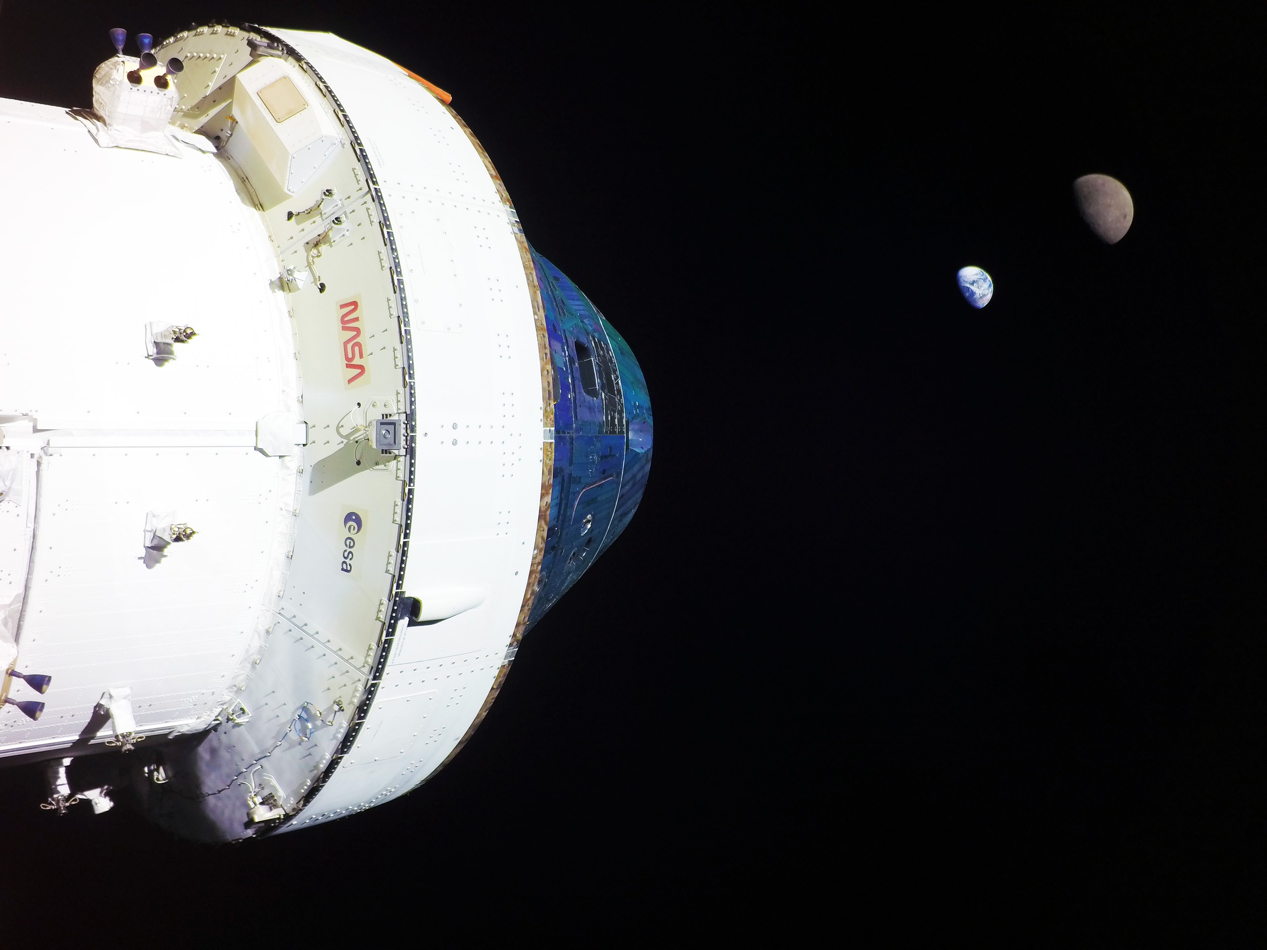 Orion spacecraft with Earth and the Moon during NASA's Artemis II mission. Credit: NASA